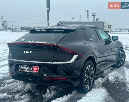 Чорний Кіа EV6, об'ємом двигуна 0 л та пробігом 59 тис. км за 25340 $, фото 8 на Automoto.ua
