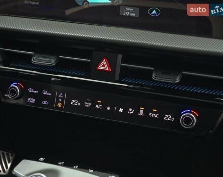 Черный Киа EV6, объемом двигателя 0 л и пробегом 55 тыс. км за 25500 $, фото 80 на Automoto.ua