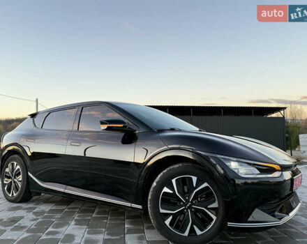 Черный Киа EV6, объемом двигателя 0 л и пробегом 129 тыс. км за 24999 $, фото 24 на Automoto.ua