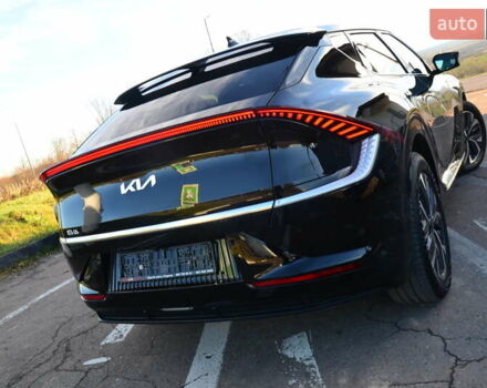Черный Киа EV6, объемом двигателя 0 л и пробегом 79 тыс. км за 25450 $, фото 29 на Automoto.ua