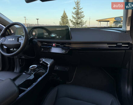 Черный Киа EV6, объемом двигателя 0 л и пробегом 59 тыс. км за 25799 $, фото 44 на Automoto.ua