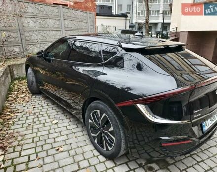 Черный Киа EV6, объемом двигателя 0 л и пробегом 47 тыс. км за 25800 $, фото 12 на Automoto.ua