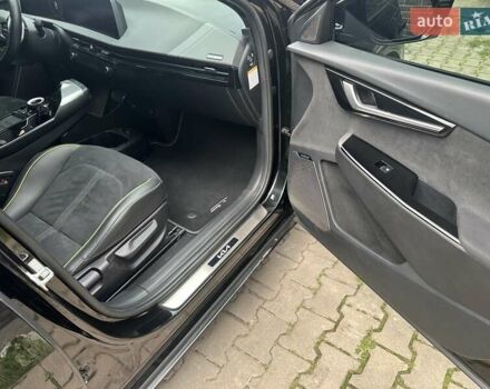 Черный Киа EV6, объемом двигателя 0 л и пробегом 50 тыс. км за 29500 $, фото 10 на Automoto.ua