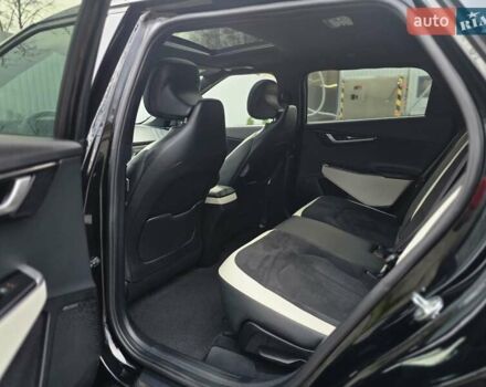 Черный Киа EV6, объемом двигателя 0 л и пробегом 55 тыс. км за 25500 $, фото 91 на Automoto.ua