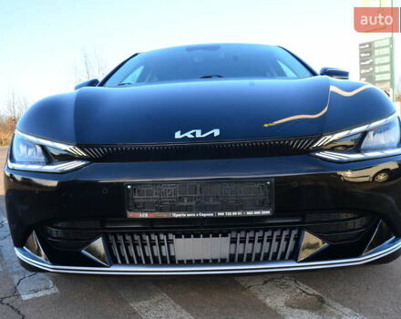 Черный Киа EV6, объемом двигателя 0 л и пробегом 79 тыс. км за 25450 $, фото 7 на Automoto.ua