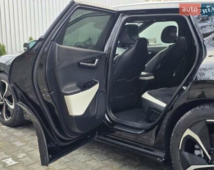 Черный Киа EV6, объемом двигателя 0 л и пробегом 55 тыс. км за 25500 $, фото 89 на Automoto.ua
