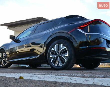 Черный Киа EV6, объемом двигателя 0 л и пробегом 79 тыс. км за 25450 $, фото 32 на Automoto.ua