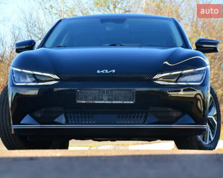 Черный Киа EV6, объемом двигателя 0 л и пробегом 79 тыс. км за 25450 $, фото 24 на Automoto.ua