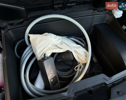 Черный Киа EV6, объемом двигателя 0 л и пробегом 59 тыс. км за 25799 $, фото 61 на Automoto.ua