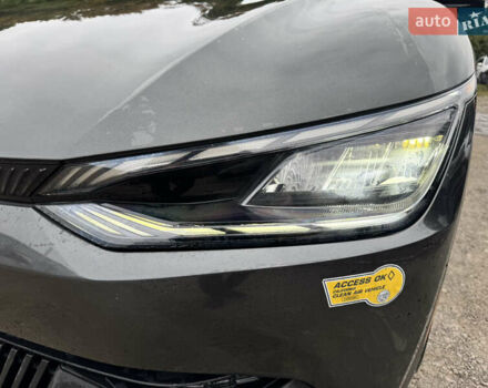 Черный Киа EV6, объемом двигателя 0 л и пробегом 123 тыс. км за 18900 $, фото 16 на Automoto.ua