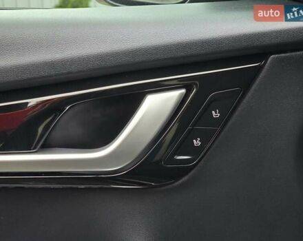 Черный Киа EV6, объемом двигателя 0 л и пробегом 55 тыс. км за 25500 $, фото 64 на Automoto.ua
