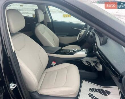 Чорний Кіа EV6, об'ємом двигуна 0 л та пробігом 59 тис. км за 25340 $, фото 39 на Automoto.ua