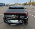 Чорний Кіа EV6, об'ємом двигуна 0 л та пробігом 92 тис. км за 28500 $, фото 3 на Automoto.ua