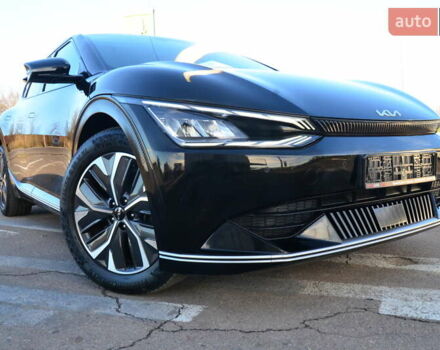Черный Киа EV6, объемом двигателя 0 л и пробегом 79 тыс. км за 25450 $, фото 4 на Automoto.ua