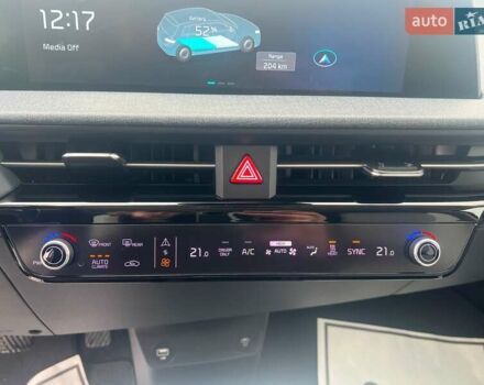 Чорний Кіа EV6, об'ємом двигуна 0 л та пробігом 59 тис. км за 25340 $, фото 23 на Automoto.ua