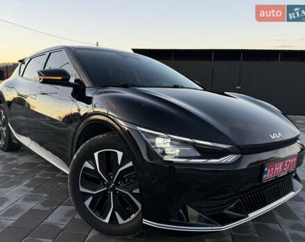 Черный Киа EV6, объемом двигателя 0 л и пробегом 129 тыс. км за 24999 $, фото 26 на Automoto.ua
