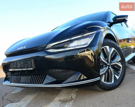 Черный Киа EV6, объемом двигателя 0 л и пробегом 79 тыс. км за 25450 $, фото 19 на Automoto.ua