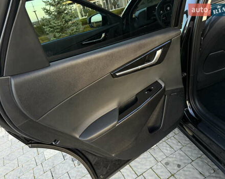 Черный Киа EV6, объемом двигателя 0 л и пробегом 59 тыс. км за 25799 $, фото 38 на Automoto.ua