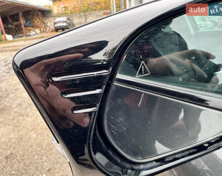 Черный Киа EV6, объемом двигателя 0 л и пробегом 123 тыс. км за 18900 $, фото 17 на Automoto.ua