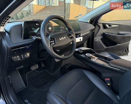 Черный Киа EV6, объемом двигателя 0 л и пробегом 59 тыс. км за 25799 $, фото 29 на Automoto.ua
