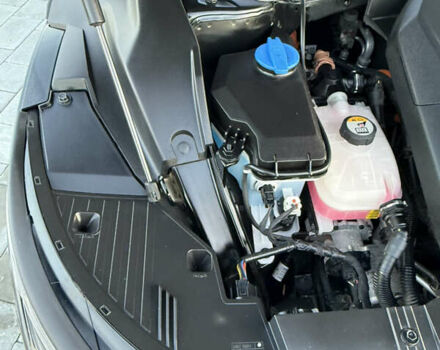 Черный Киа EV6, объемом двигателя 0 л и пробегом 129 тыс. км за 25555 $, фото 49 на Automoto.ua