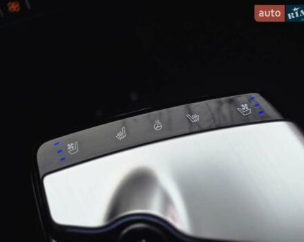 Черный Киа EV6, объемом двигателя 0 л и пробегом 55 тыс. км за 25500 $, фото 78 на Automoto.ua