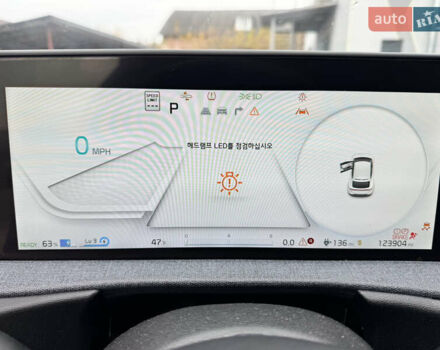 Черный Киа EV6, объемом двигателя 0 л и пробегом 123 тыс. км за 18900 $, фото 24 на Automoto.ua
