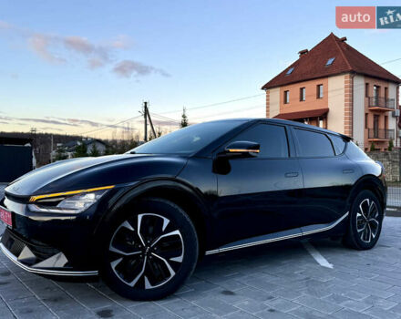 Черный Киа EV6, объемом двигателя 0 л и пробегом 129 тыс. км за 25555 $, фото 4 на Automoto.ua