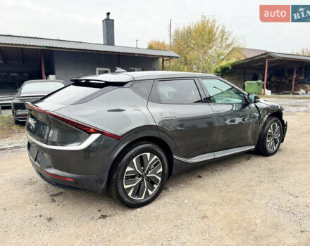 Черный Киа EV6, объемом двигателя 0 л и пробегом 123 тыс. км за 18900 $, фото 6 на Automoto.ua