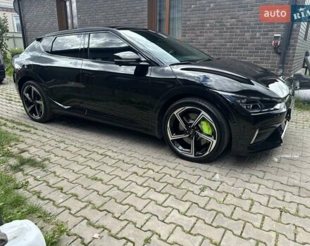 Черный Киа EV6, объемом двигателя 0 л и пробегом 50 тыс. км за 29500 $, фото 6 на Automoto.ua
