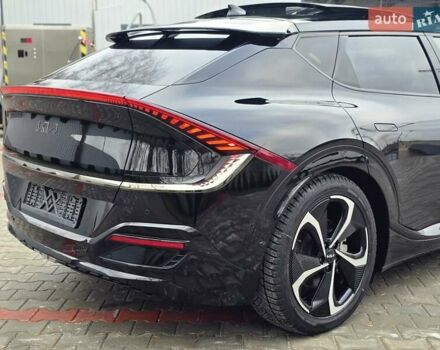 Черный Киа EV6, объемом двигателя 0 л и пробегом 55 тыс. км за 25500 $, фото 39 на Automoto.ua