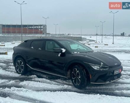 Чорний Кіа EV6, об'ємом двигуна 0 л та пробігом 59 тис. км за 25340 $, фото 12 на Automoto.ua