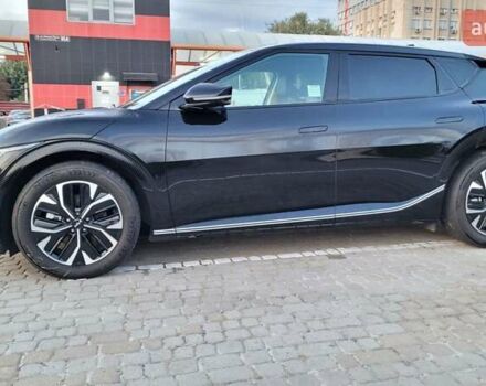 Черный Киа EV6, объемом двигателя 0 л и пробегом 51 тыс. км за 27200 $, фото 3 на Automoto.ua