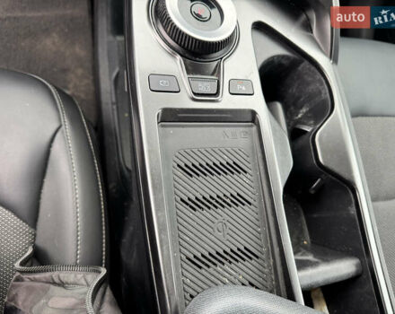 Черный Киа EV6, объемом двигателя 0 л и пробегом 123 тыс. км за 18900 $, фото 29 на Automoto.ua