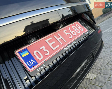 Черный Киа EV6, объемом двигателя 0 л и пробегом 59 тыс. км за 25799 $, фото 19 на Automoto.ua