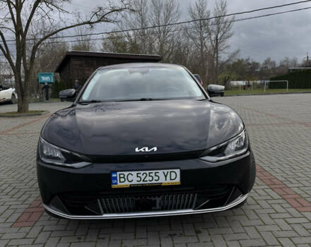 Черный Киа EV6, объемом двигателя 0 л и пробегом 78 тыс. км за 26500 $, фото 2 на Automoto.ua