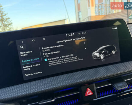 Черный Киа EV6, объемом двигателя 0 л и пробегом 59 тыс. км за 25799 $, фото 53 на Automoto.ua