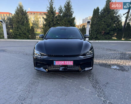 Черный Киа EV6, объемом двигателя 0 л и пробегом 49 тыс. км за 34500 $, фото 1 на Automoto.ua