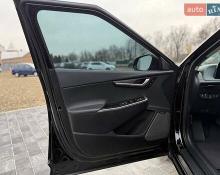 Чорний Кіа EV6, об'ємом двигуна 0 л та пробігом 7 тис. км за 26999 $, фото 10 на Automoto.ua
