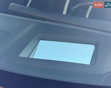 Черный Киа EV6, объемом двигателя 0 л и пробегом 80 тыс. км за 22900 $, фото 10 на Automoto.ua