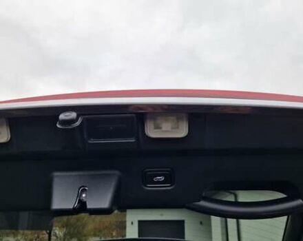 Черный Киа EV6, объемом двигателя 0 л и пробегом 76 тыс. км за 23900 $, фото 4 на Automoto.ua