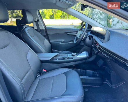 Черный Киа EV6, объемом двигателя 0 л и пробегом 82 тыс. км за 26100 $, фото 17 на Automoto.ua