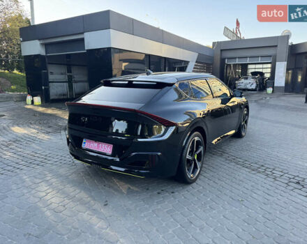 Черный Киа EV6, объемом двигателя 0 л и пробегом 49 тыс. км за 34500 $, фото 12 на Automoto.ua