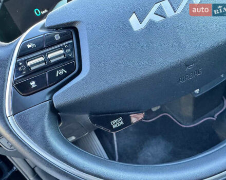 Черный Киа EV6, объемом двигателя 0 л и пробегом 82 тыс. км за 26100 $, фото 10 на Automoto.ua