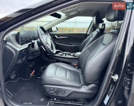 Черный Киа EV6, объемом двигателя 0 л и пробегом 77 тыс. км за 26000 $, фото 18 на Automoto.ua