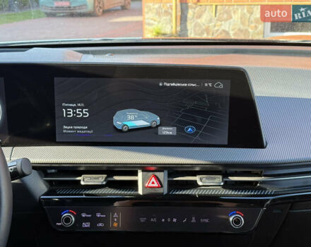 Черный Киа EV6, объемом двигателя 0 л и пробегом 80 тыс. км за 22900 $, фото 84 на Automoto.ua