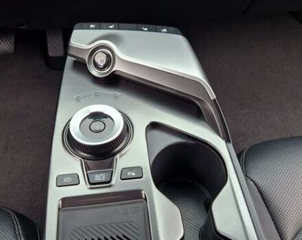 Черный Киа EV6, объемом двигателя 0 л и пробегом 76 тыс. км за 23900 $, фото 9 на Automoto.ua