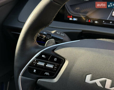 Черный Киа EV6, объемом двигателя 0 л и пробегом 80 тыс. км за 22900 $, фото 72 на Automoto.ua