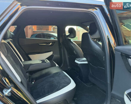 Черный Киа EV6, объемом двигателя 0 л и пробегом 80 тыс. км за 22900 $, фото 101 на Automoto.ua