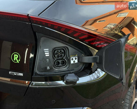 Черный Киа EV6, объемом двигателя 0 л и пробегом 80 тыс. км за 22900 $, фото 24 на Automoto.ua